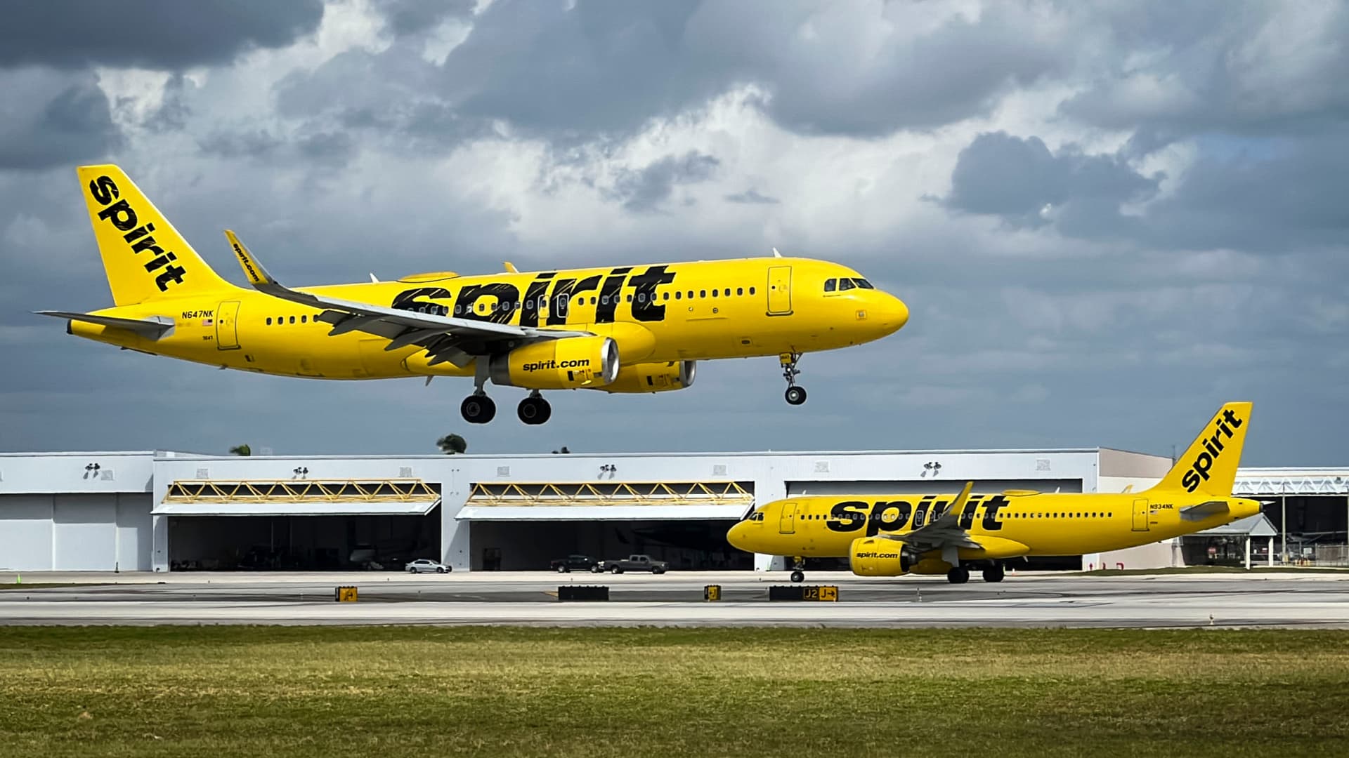 FAA bans U.S.-Haiti flights for 30 days after Spirit Airlines flight struck by gunfire